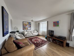 Lounge- click for photo gallery